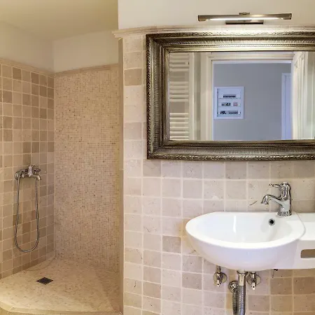 Marina Βίλα Πόρτο Χέλι